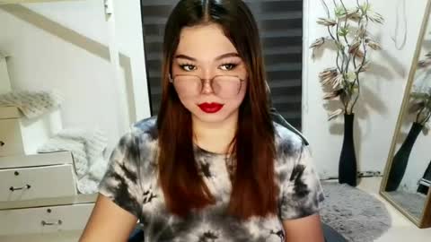 Alicia Baby online show from June 28, 3:23 am