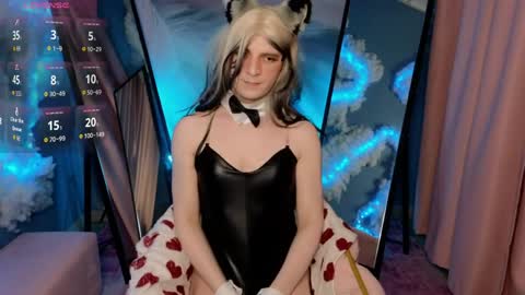 Snapshot of foxispuff chatting on March 28, 8:52 pm Fox online show from March 28, 8:52 pm