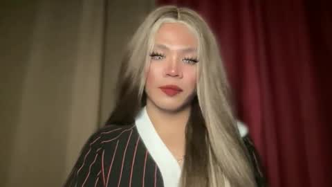 Snapshot of foxli_xx chatting on February 25, 7:07 am KITTY online show from February 25, 7:07 am