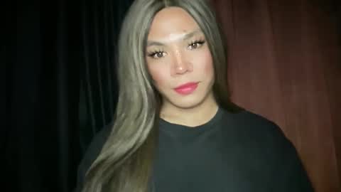 Snapshot of foxli_xx chatting on March 7, 10:23 am KITTY online show from March 7, 10:23 am