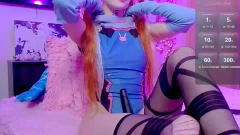 Helen online show from May 19, 11:27 am