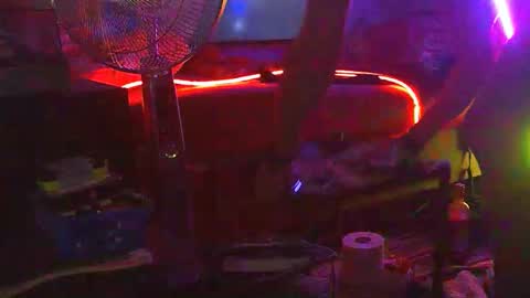 Snapshot of foxxxy_71 chatting on October 7, 7:33 pm foxxxy_71 online show from October 7, 7:33 pm