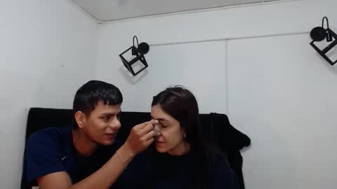 Snapshot of foxxy_and_lion chatting on February 6, 12:30 pm foxxy_and_lion online show from February 6, 12:30 pm