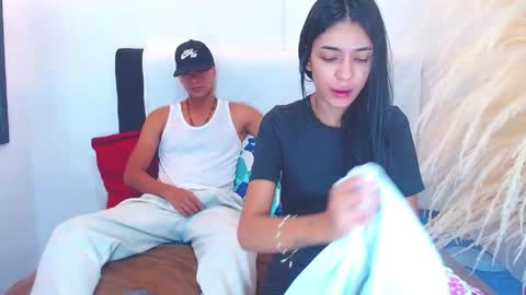 foxxy_and_lion online show from June 8, 12:16 pm