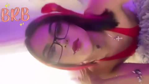 Snapshot of foxxy_angel chatting on May 16, 7:34 pm Santi online show from May 16, 7:34 pm