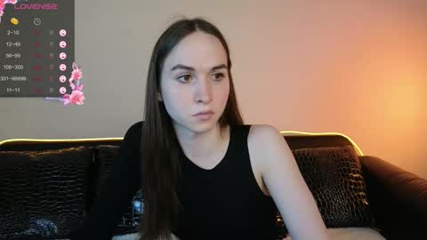 Snapshot of foxxy_girl_ chatting on September 16, 11:00 am andice online show from September 16, 11:00 am