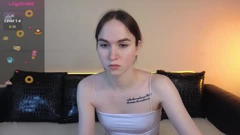 Snapshot of foxxy_girl_ chatting on September 30, 5:45 am andice online show from September 30, 5:45 am