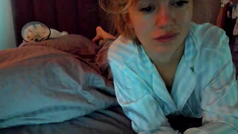 Foxy online show from May 21, 2:51 am
