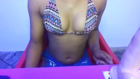 foxy_candy01 online show from February 10, 6:39 am