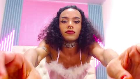 Ella online show from February 27, 6:20 pm