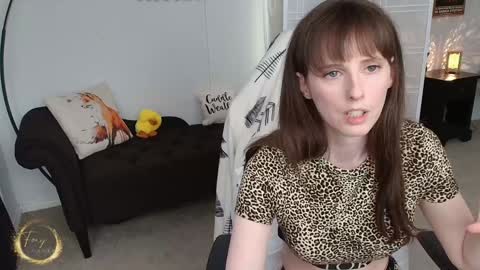 Snapshot of foxy_gamer chatting on March 20, 1:10 am Lex Vive foxygamer cb online show from March 20, 1:10 am