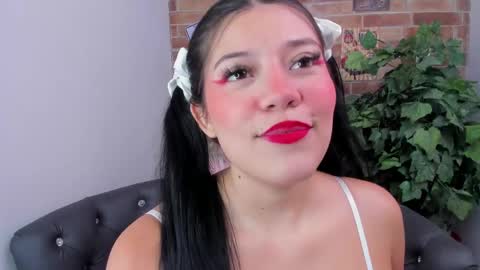 Loren online show from May 9, 11:04 am
