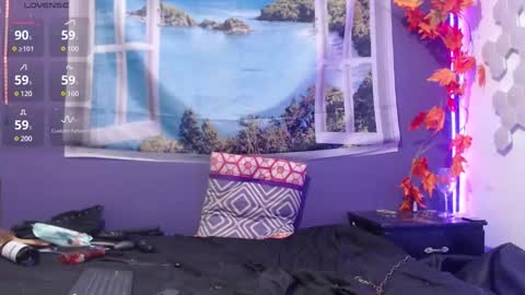 Snapshot of foxy_pet2 chatting on December 27, 4:58 am my name is Sofhia but you can call me any name you like Sir online show from December 27, 4:58 am