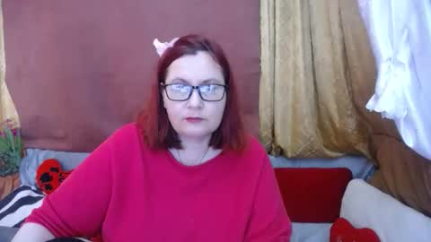 foxydesiree online show from April 9, 7:58 am
