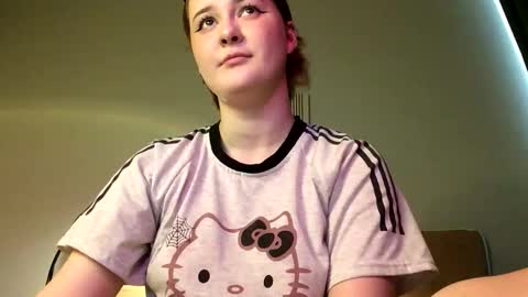 Kate online show from May 9, 11:37 am