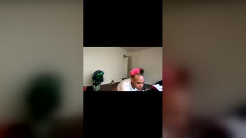 foxygoddess18 online show from April 6, 8:32 pm