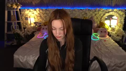 Maya online show from May 9, 1:05 pm