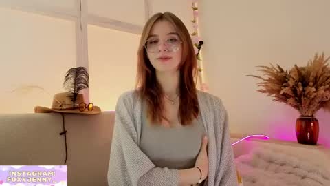 foxysecret_ online show from May 9, 7:08 pm