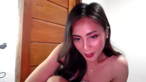 Thea online show from April 1, 1:41 pm