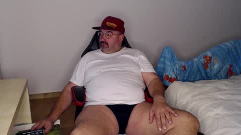 Fraboys online show from November 15, 7:27 am