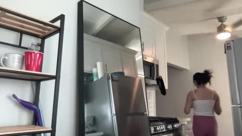 Angel online show from October 10, 4:28 pm