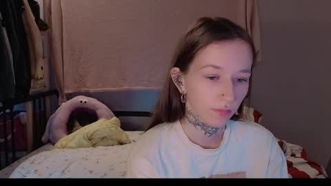 fran_bow online show from May 6, 1:16 pm