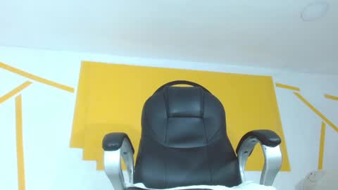 Snapshot of fran_boy_ chatting on February 25, 11:00 pm Fran online show from February 25, 11:00 pm