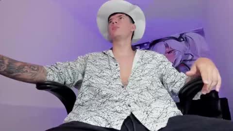 Snapshot of fran_boy_ chatting on September 23, 2:58 am Fran online show from September 23, 2:58 am