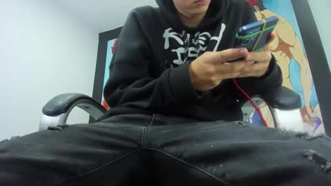 Snapshot of fran_boy_ chatting on January 8, 4:48 am Fran online show from January 8, 4:48 am