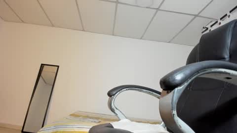 Snapshot of fran_boy_ chatting on January 13, 4:07 am Fran online show from January 13, 4:07 am