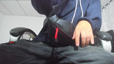 Snapshot of fran_boy_ chatting on January 16, 4:16 am Fran online show from January 16, 4:16 am