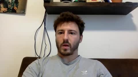 Snapshot of francaiiiiis chatting on October 27, 1:59 pm francaiiiiis online show from October 27, 1:59 pm