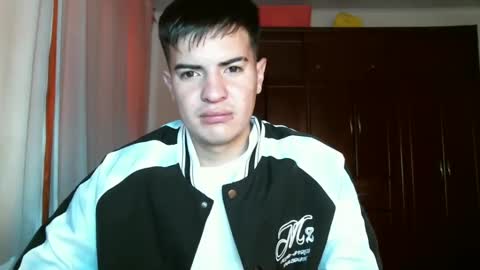 franccesco_699 online show from December 3, 3:22 pm