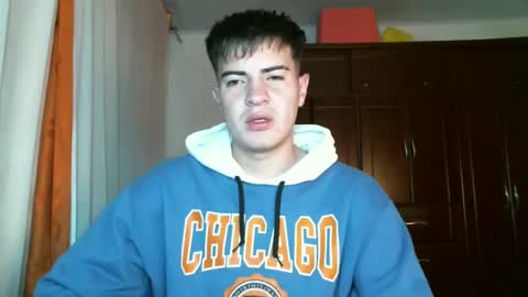 franccesco_699 online show from December 17, 1:29 am