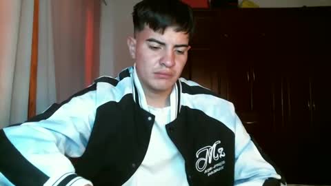 franccesco_699 online show from December 23, 7:20 pm
