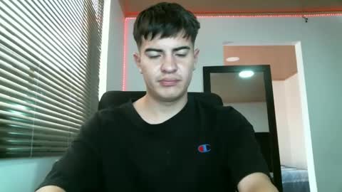 franccesco_699 online show from December 24, 6:17 pm