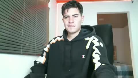franccesco_699 online show from December 30, 4:40 pm