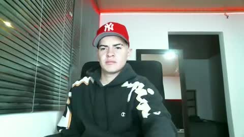 franccesco_699 online show from January 19, 12:28 am