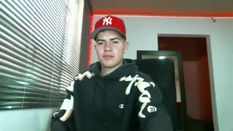 franccesco_699 online show from January 22, 4:33 pm