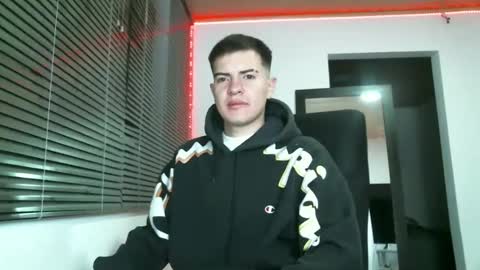 franccesco_699 online show from January 27, 1:26 am
