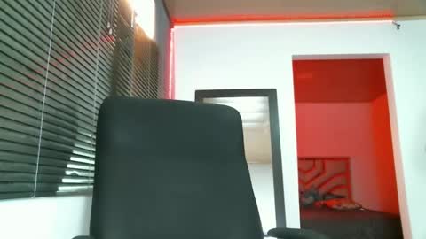 franccesco_699 online show from February 3, 6:28 pm