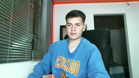 franccesco_699 online show from February 9, 1:00 am