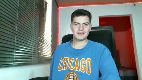 franccesco_699 online show from February 9, 5:33 pm