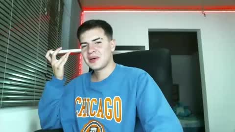 franccesco_699 online show from February 10, 1:57 am