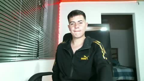 franccesco_699 online show from February 21, 11:10 pm