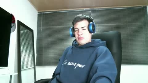 franccesco_699 online show from March 1, 1:22 am