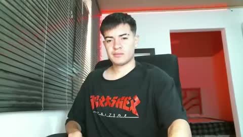 franccesco_699 online show from March 8, 4:17 pm