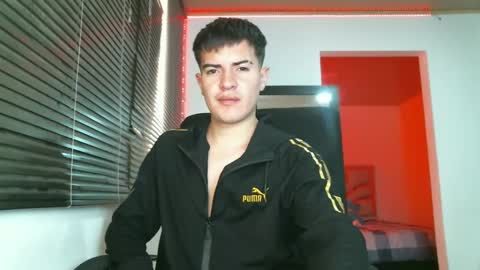 franccesco_699 online show from March 10, 4:25 pm