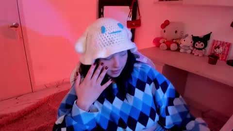 francesca_7 online show from January 24, 6:35 pm