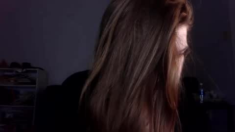 francescafey online show from April 5, 7:49 am